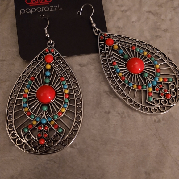 Jewelry - Picture 13 of 16